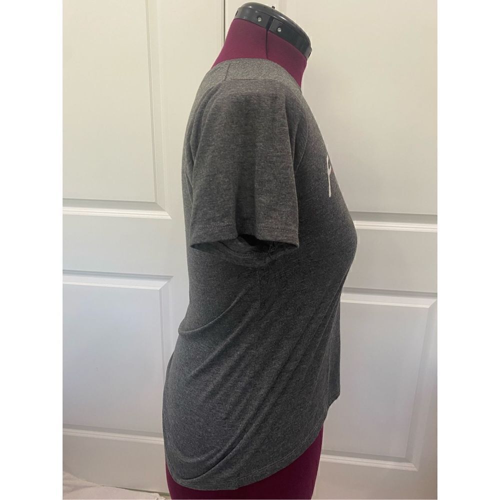 Friends Gray Tee Size Large - Picture 3 of 6